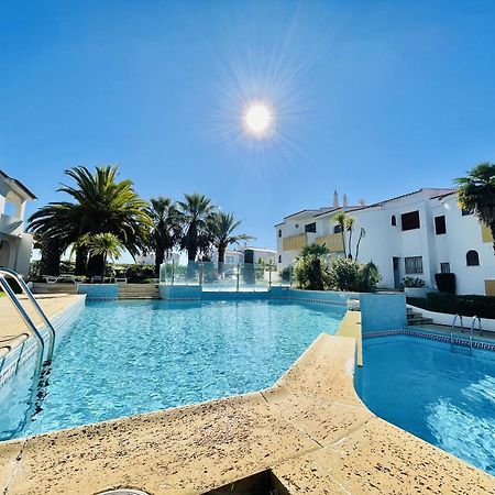 Lavanda - 2 Bedrooms - 3 Level Pool - Garden - Beach 1Km Estômbar Kültér fotó
