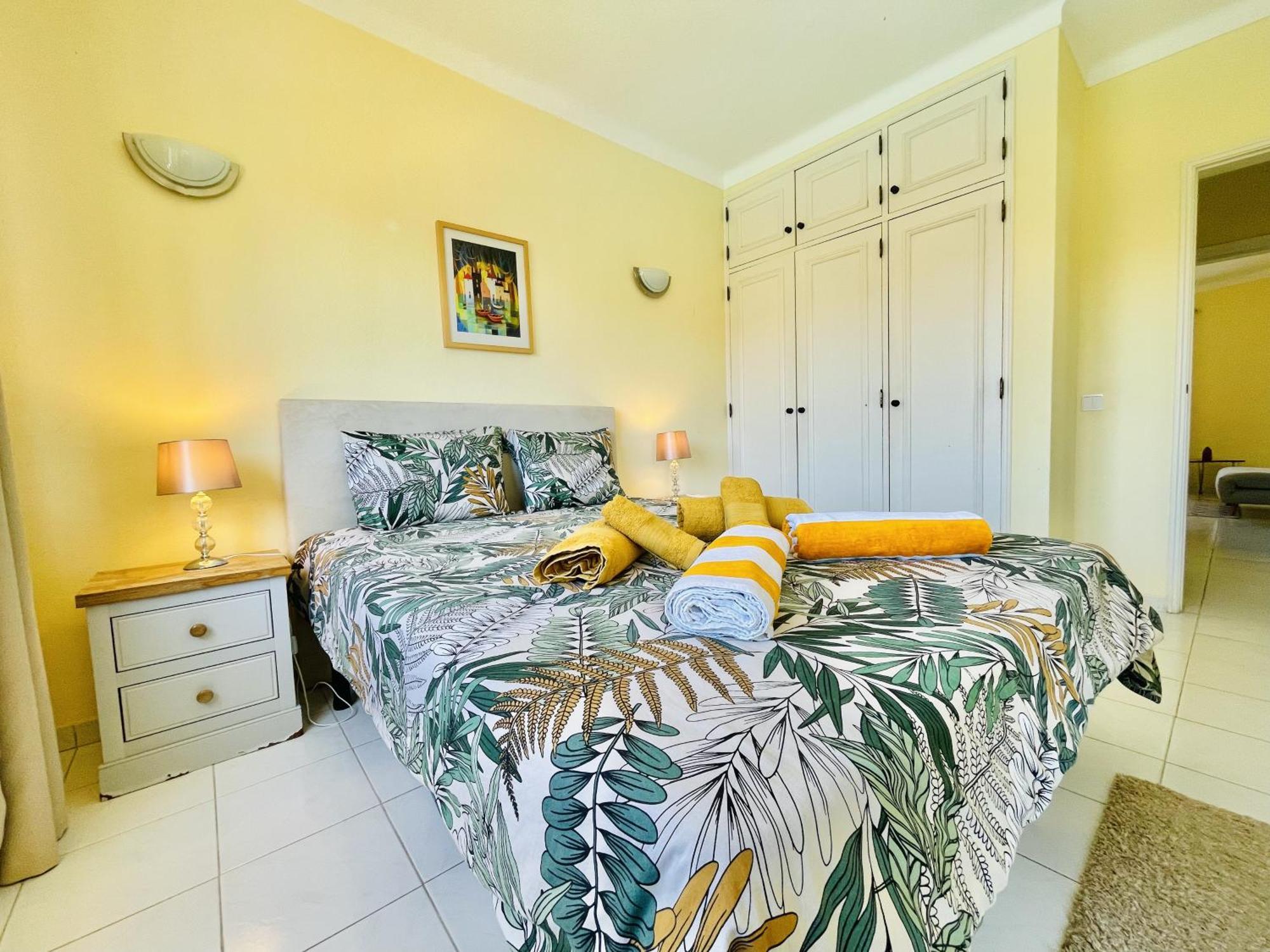 Lavanda - 2 Bedrooms - 3 Level Pool - Garden - Beach 1Km Estômbar Kültér fotó
