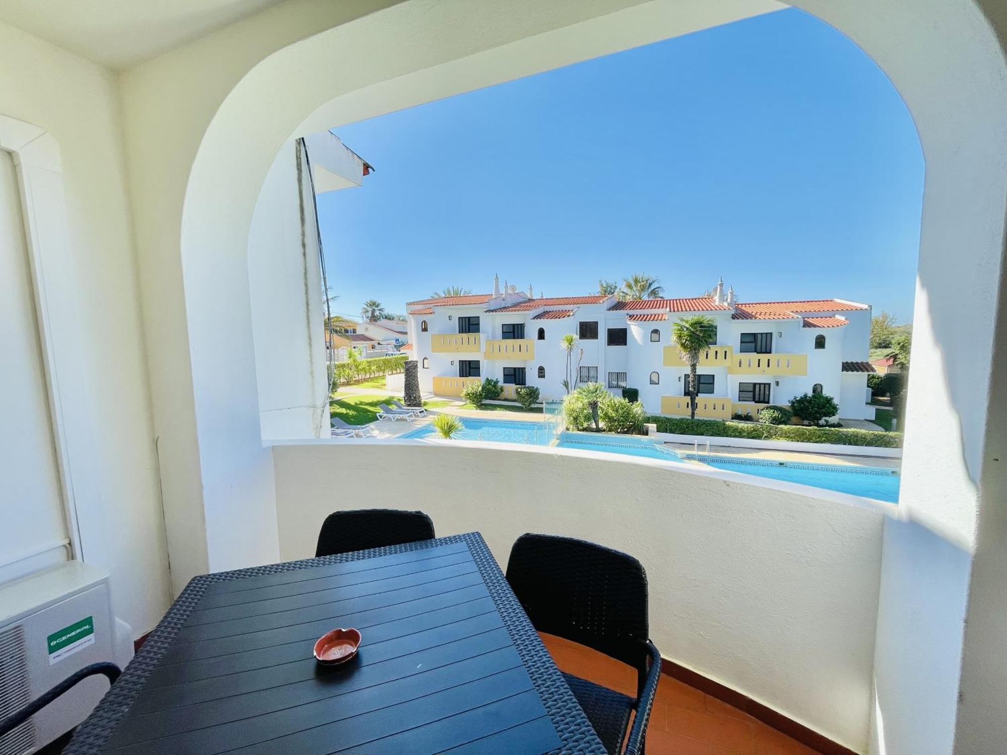 Lavanda - 2 Bedrooms - 3 Level Pool - Garden - Beach 1Km Estômbar Kültér fotó