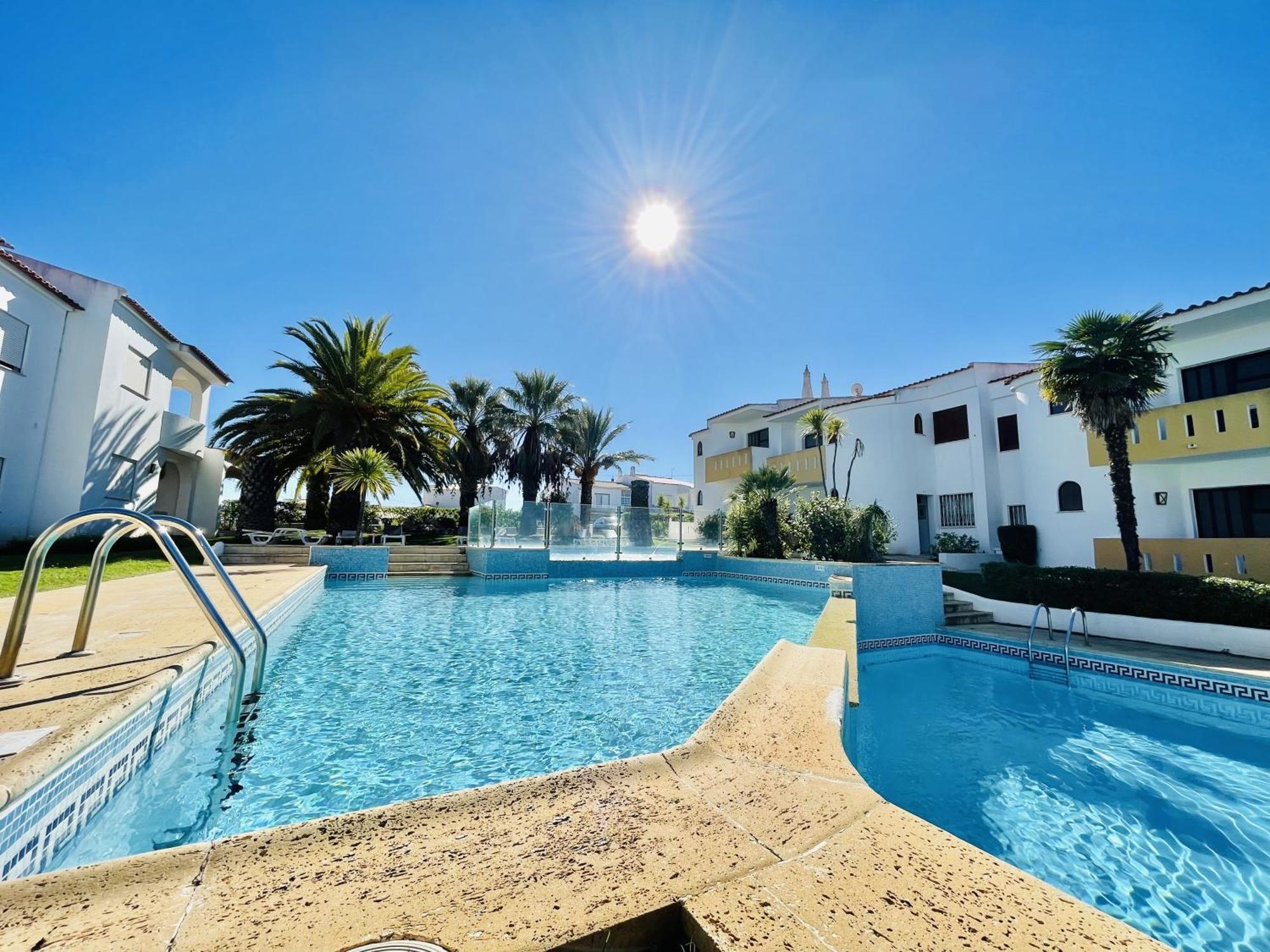 Lavanda - 2 Bedrooms - 3 Level Pool - Garden - Beach 1Km Estômbar Kültér fotó