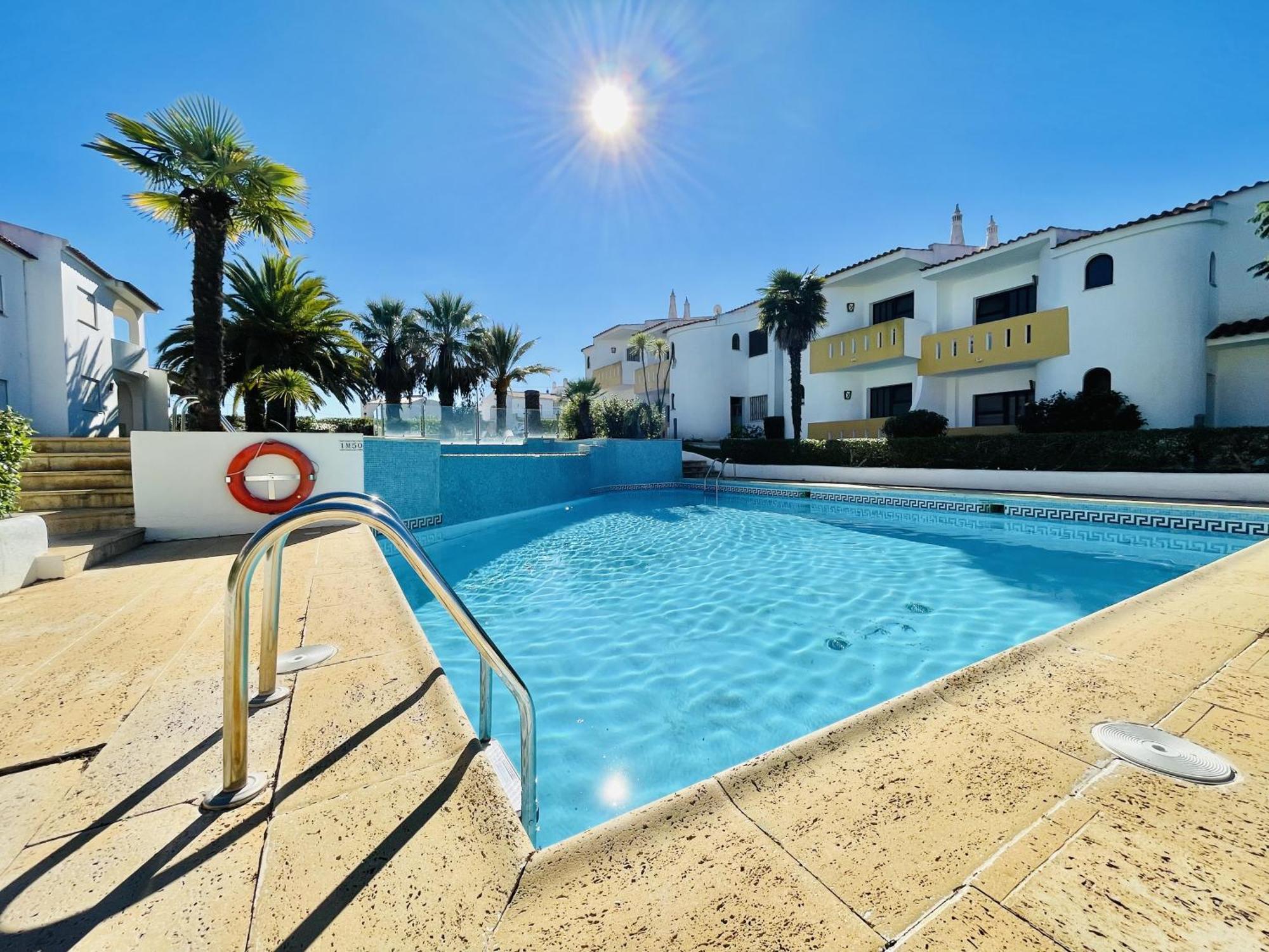 Lavanda - 2 Bedrooms - 3 Level Pool - Garden - Beach 1Km Estômbar Kültér fotó